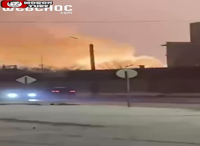Video :Russia's tank factory bursts